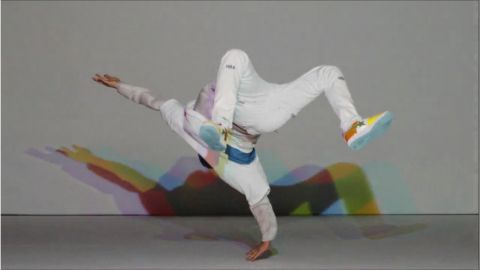 RGB LIGHT - BREAKDANCER